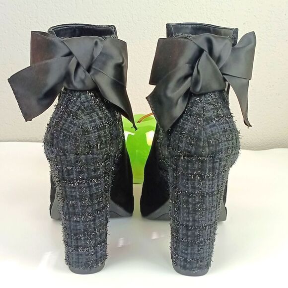 Copper Key Women's "Curtsy" black suede bow tie back tweed booties sz 8.5M - Picture 4 of 10
